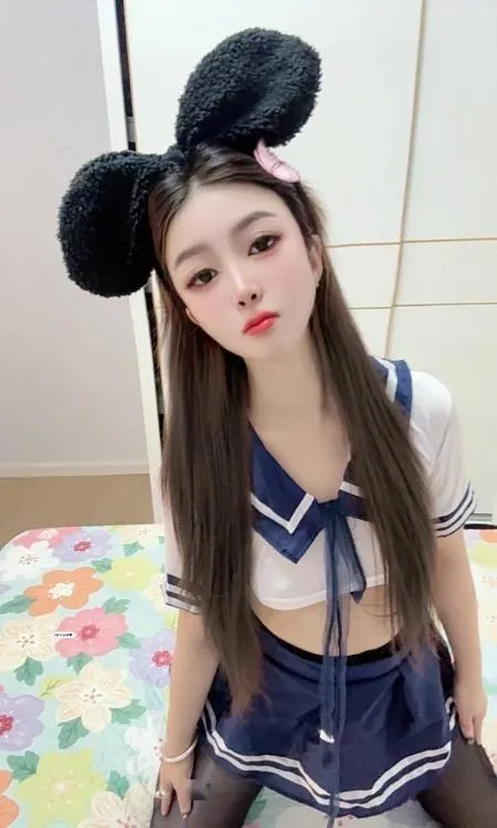 上城白嫩妹子