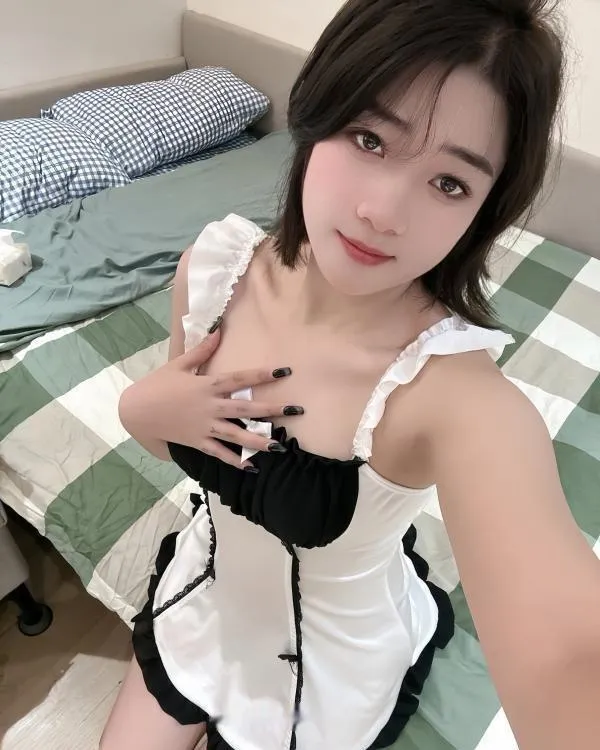 再刷情趣短发妹美娜