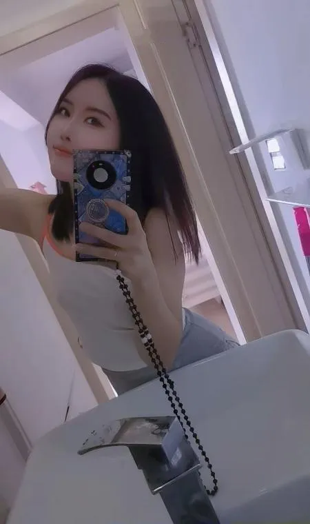 大长腿亭亭
