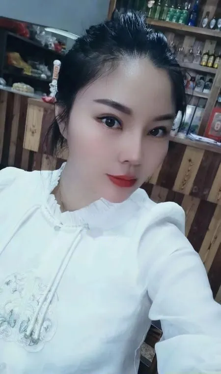 南山后花园轻熟少妇
