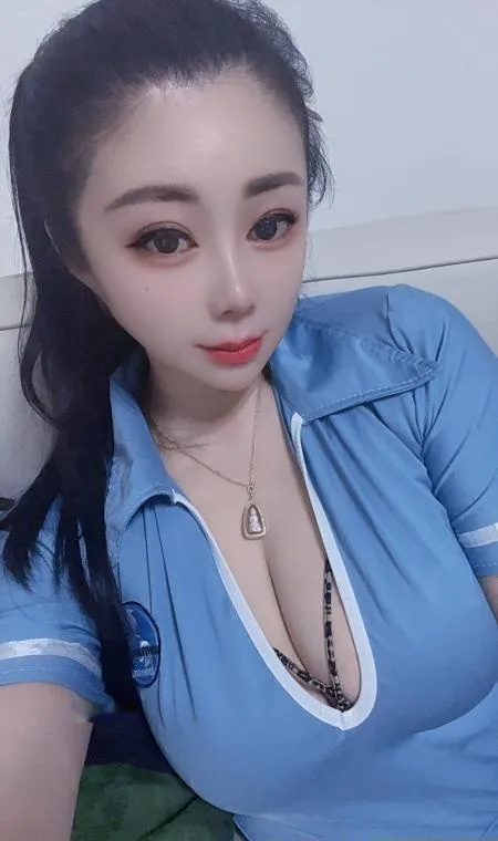 广州大胸金莲