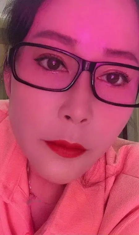 成都眼镜骚老师