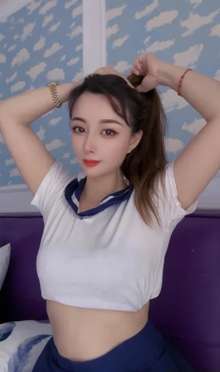 梅花园菲菲