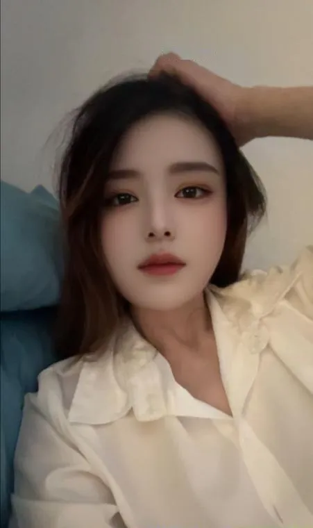 横塘气质美女老师