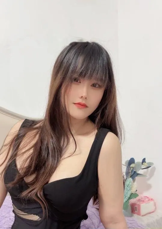 风骚胸大颜值姐姐