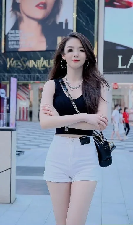 罗湖佳佳潮喷水女