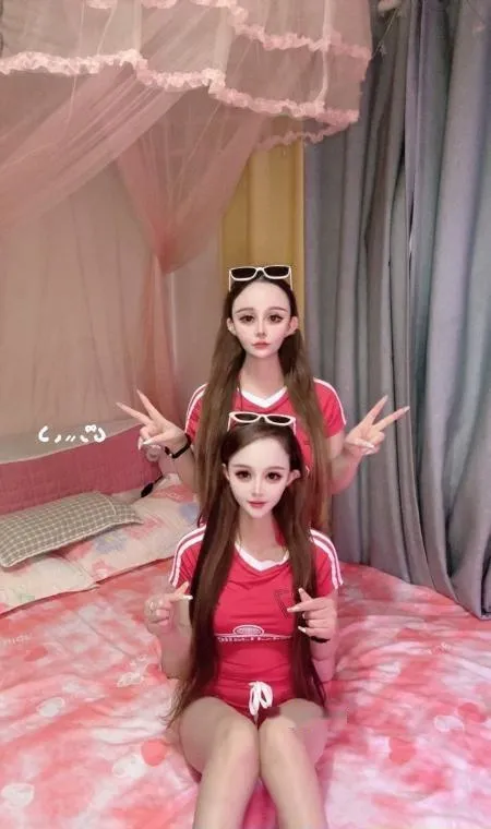 双胞胎姐妹双飞