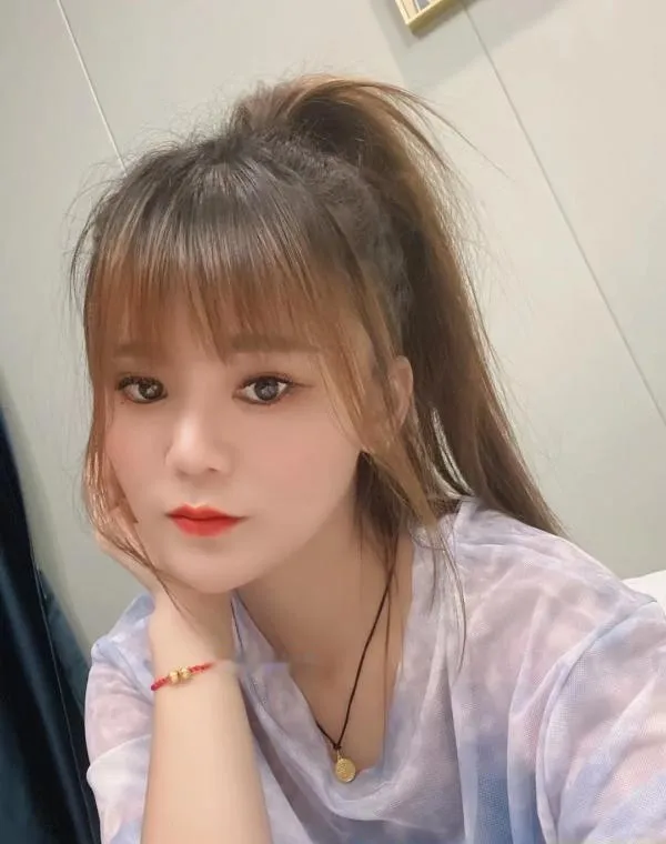 闵行奶糖妹子