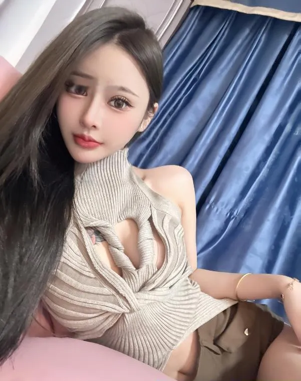 妖艳大奶御姐