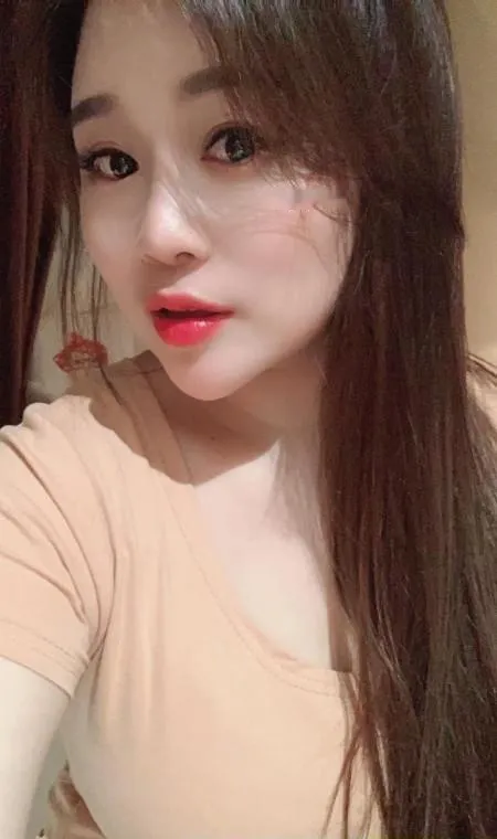 南山美乳少妇
