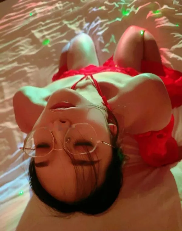 张江娅娅