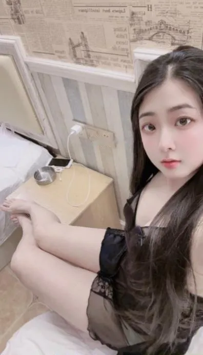 南山服务控娜娜