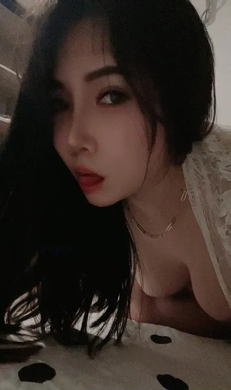 钱朵朵余杭区