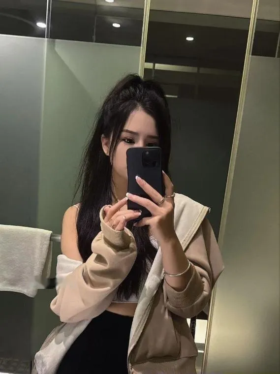 天河高颜值嫩妹