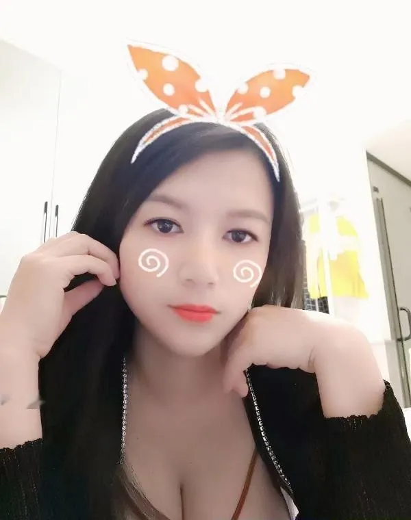 滨江大奶少妇