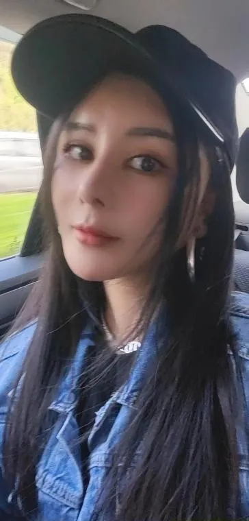 巨乳细腰翘臀百丽儿