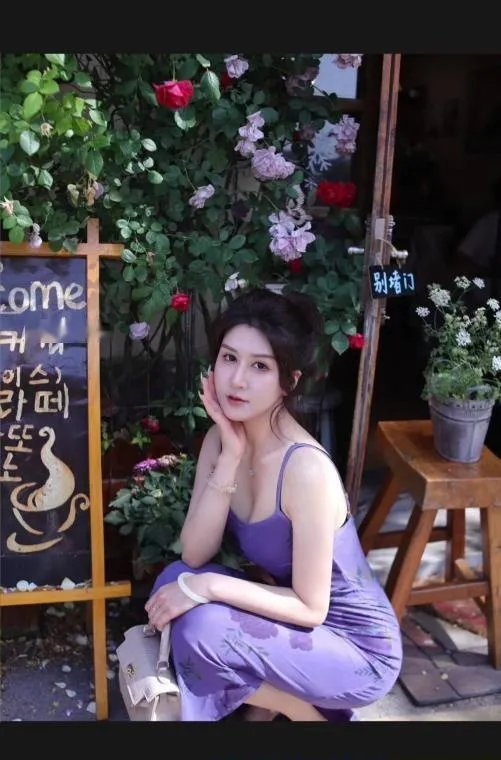 天河萧芳芳三点粉嫩