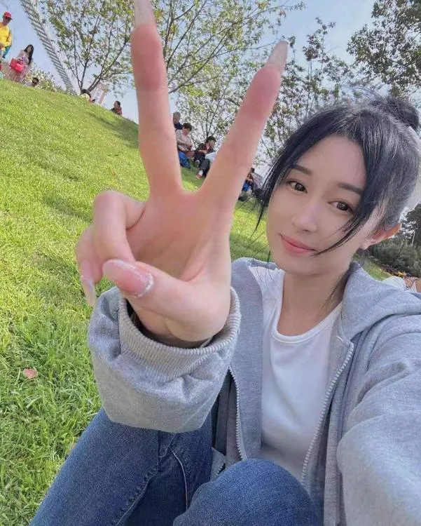 普陀性感小猫咪