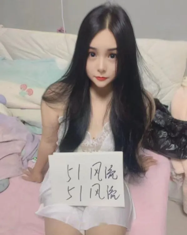 浦东小鱼妹妹