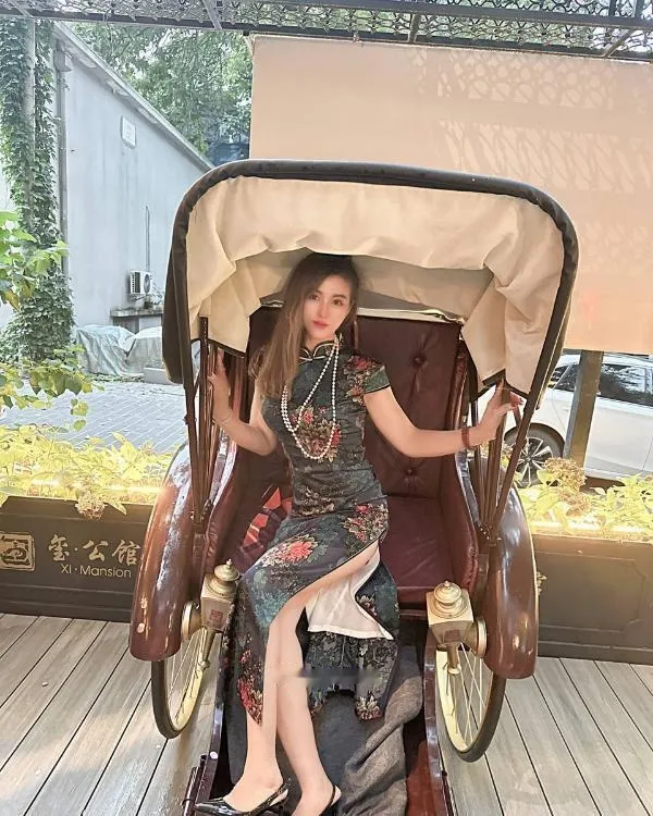 风骚服务性感妹子