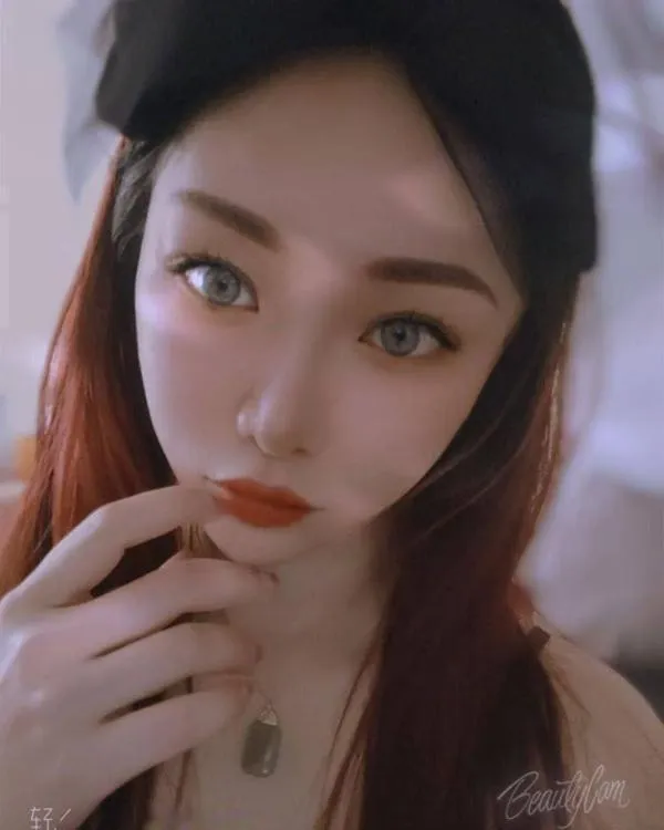 蜜桃臀桃子老师
