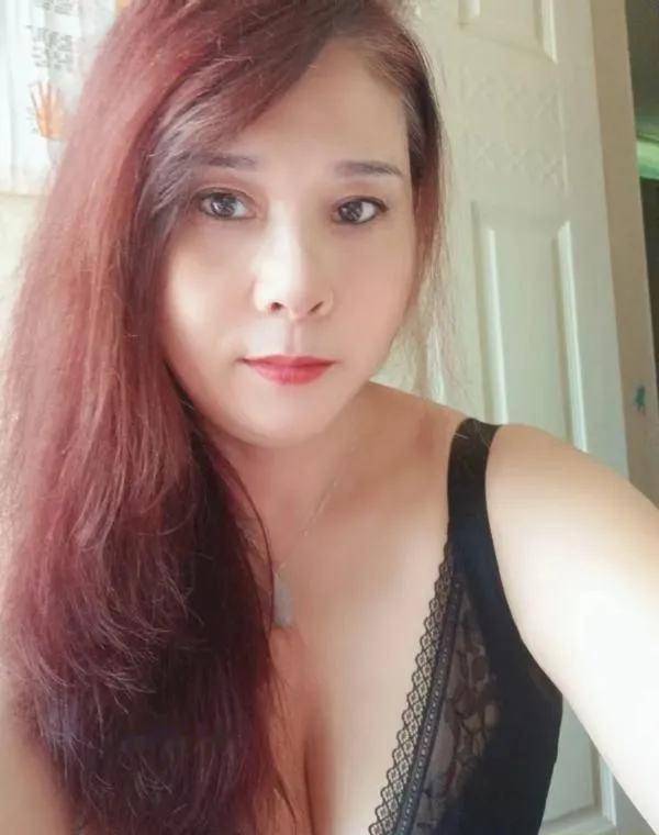 民治性价比大屁股熟女