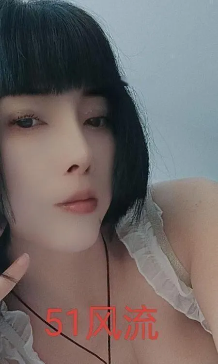 滨海小姐姐