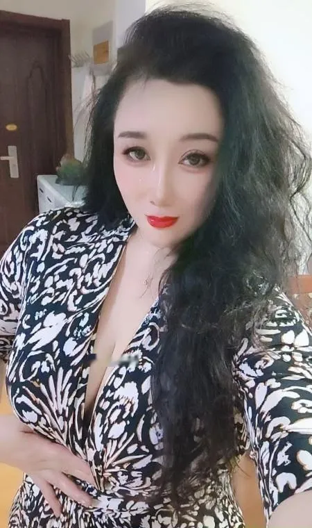 服装店兼职熟女