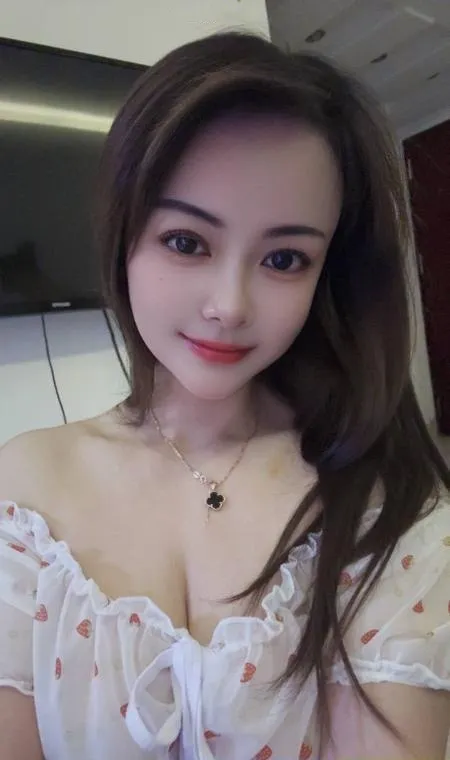 成都巨乳制服婷婷