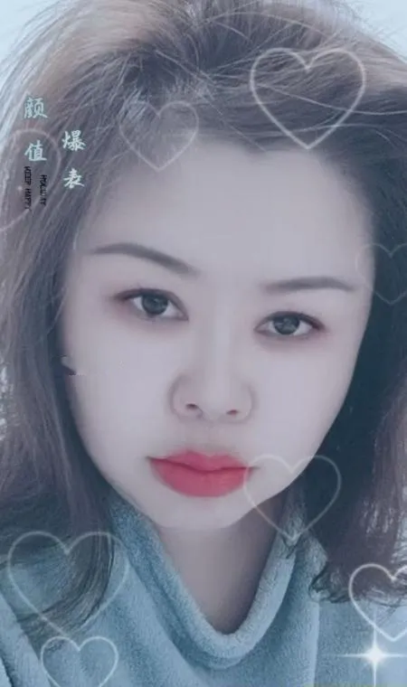 很会抓龙筋的大胸妹