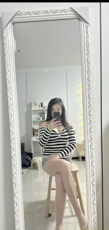 温柔大奶美女