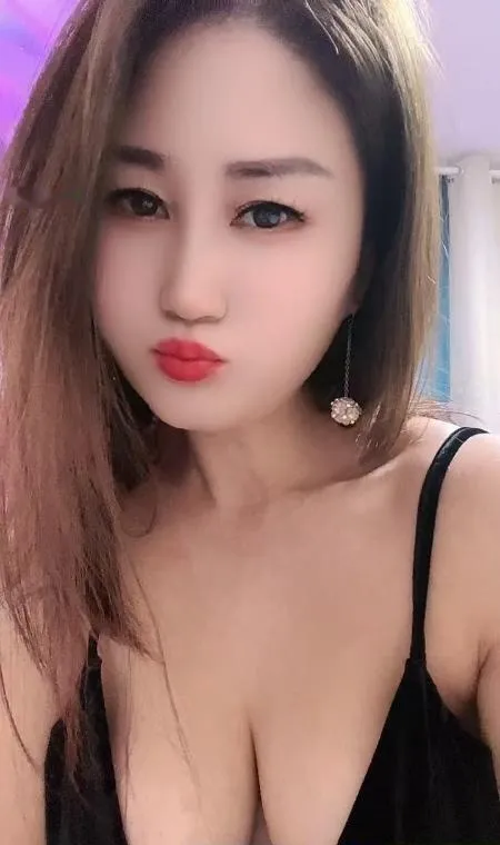 巨骚大白兔姐姐