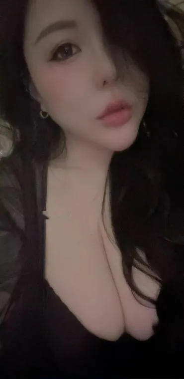 南京大胸妹子