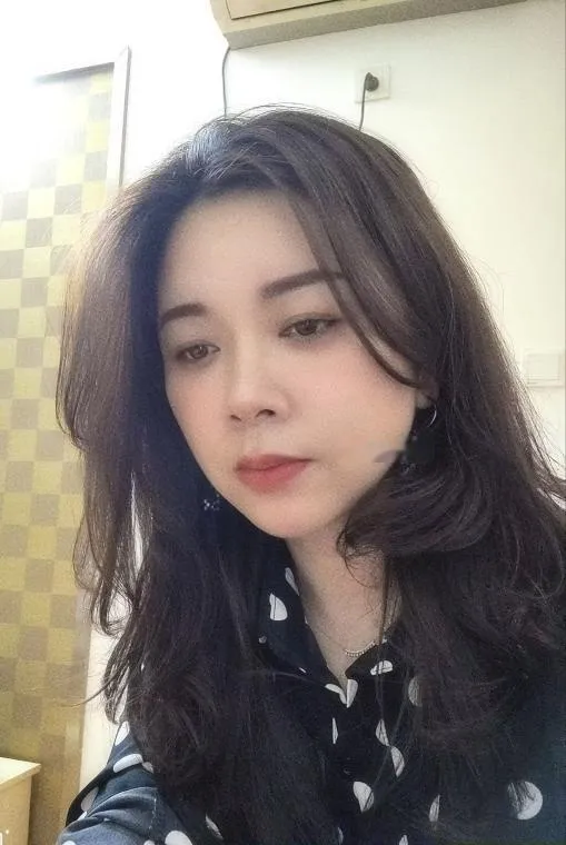 洪山广场少妇笑笑