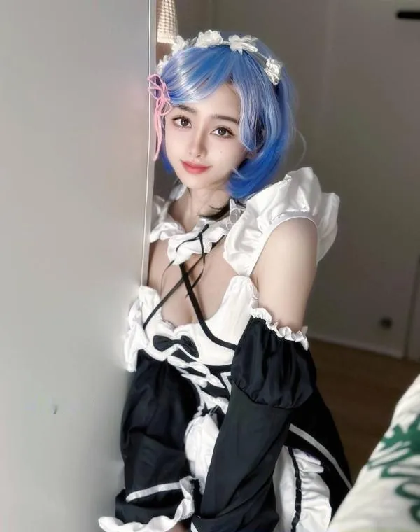 南山cos小姐姐
