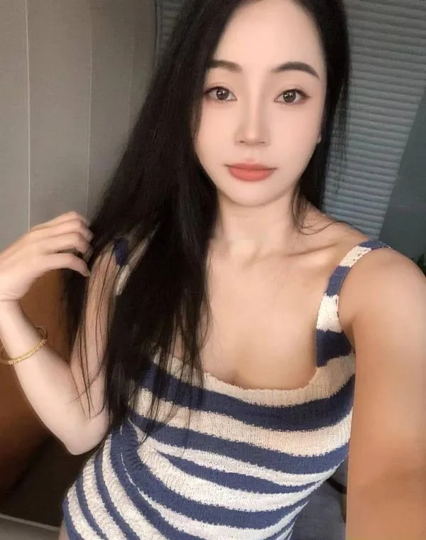 沈阳清纯邻家小馨