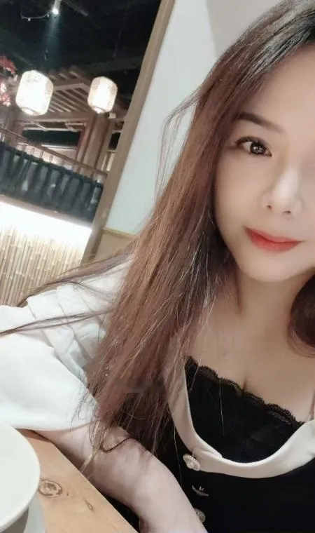 风情小少妇