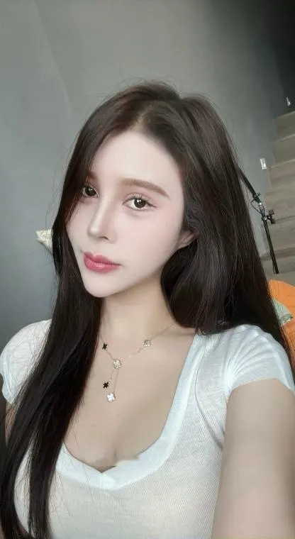 龙华颜值青青