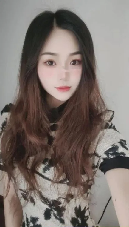 黑丝美臀梦舒