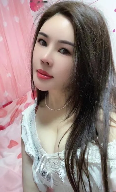 宝安大奶肥臀少妇魅儿