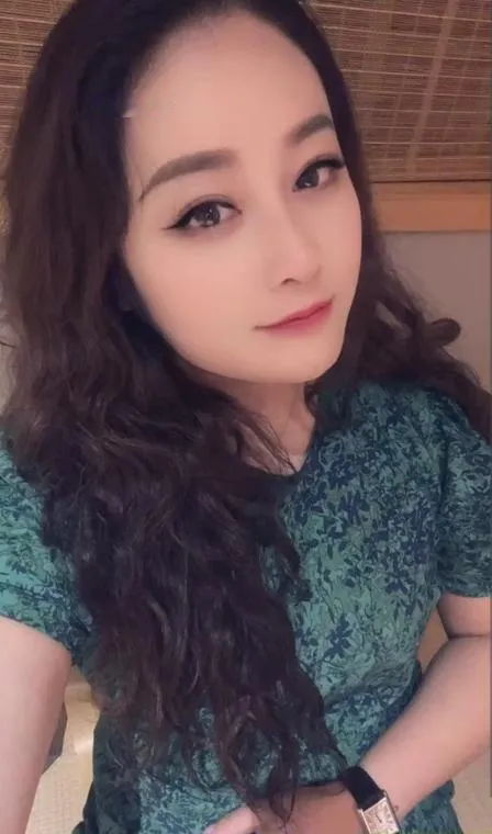 丰满小御姐