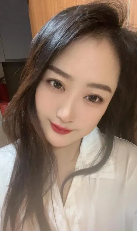 栖霞大波妹