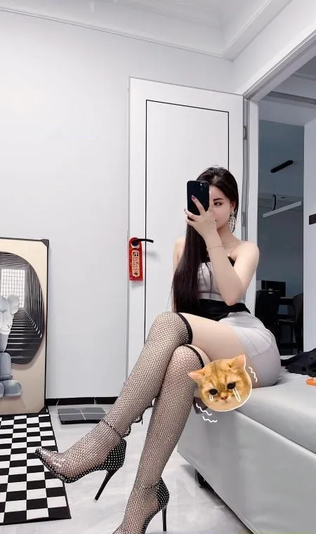 性感颜值系御姐