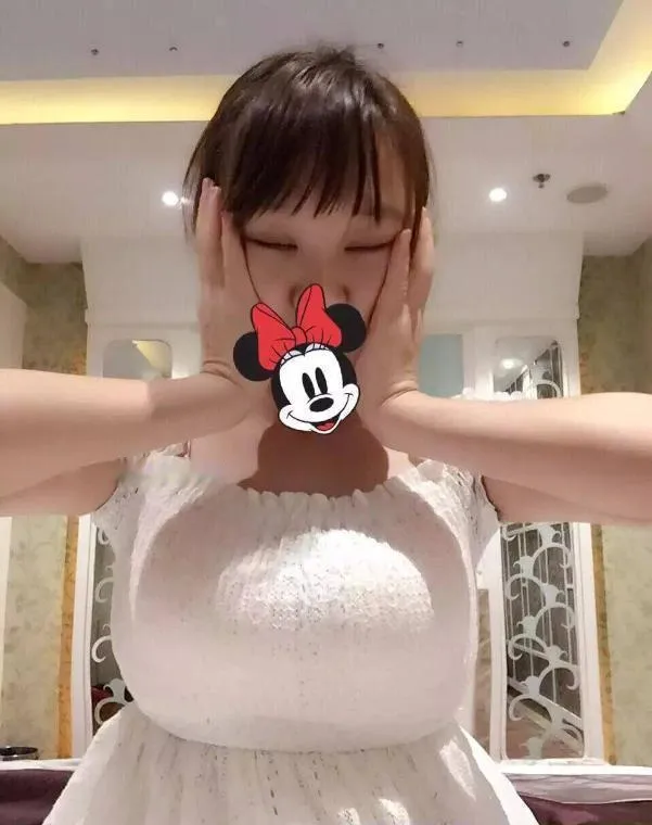 罗湖巨乳球球