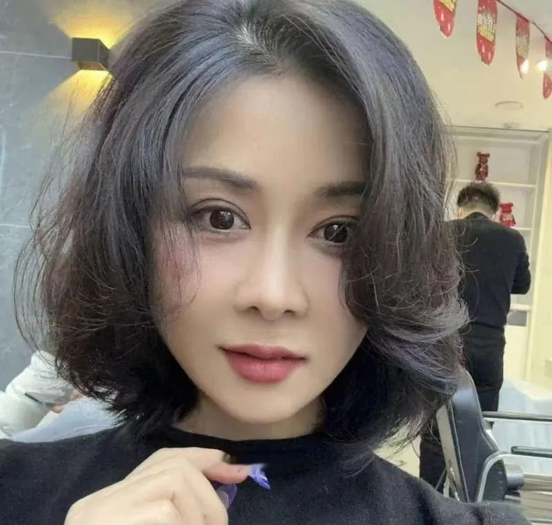 美丽少妇