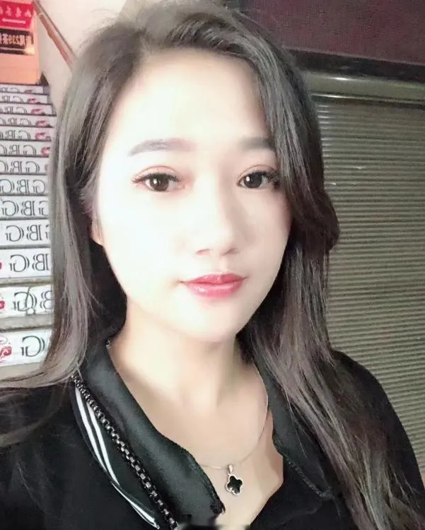 罗湖倩姐儿