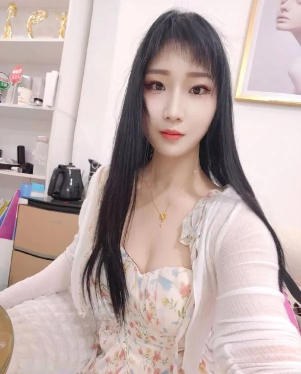 光谷芳芳
