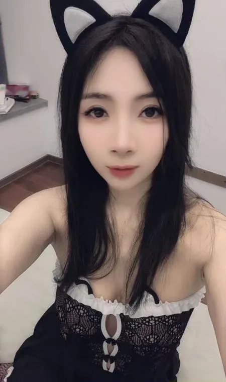 新竹路丰满小姐姐