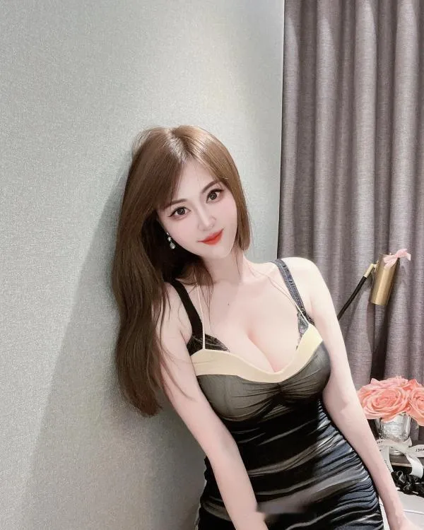 宝安丝袜御姐小诗