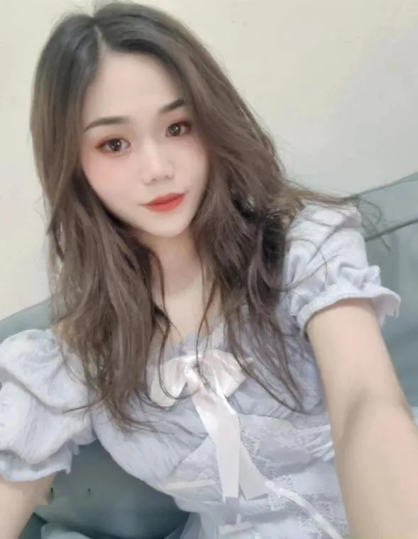 黑丝美臀梦舒